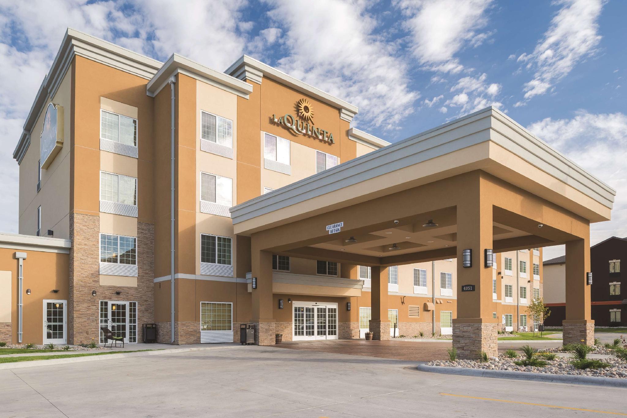 La Quinta By Wyndham Grand Forks Hotel Kültér fotó