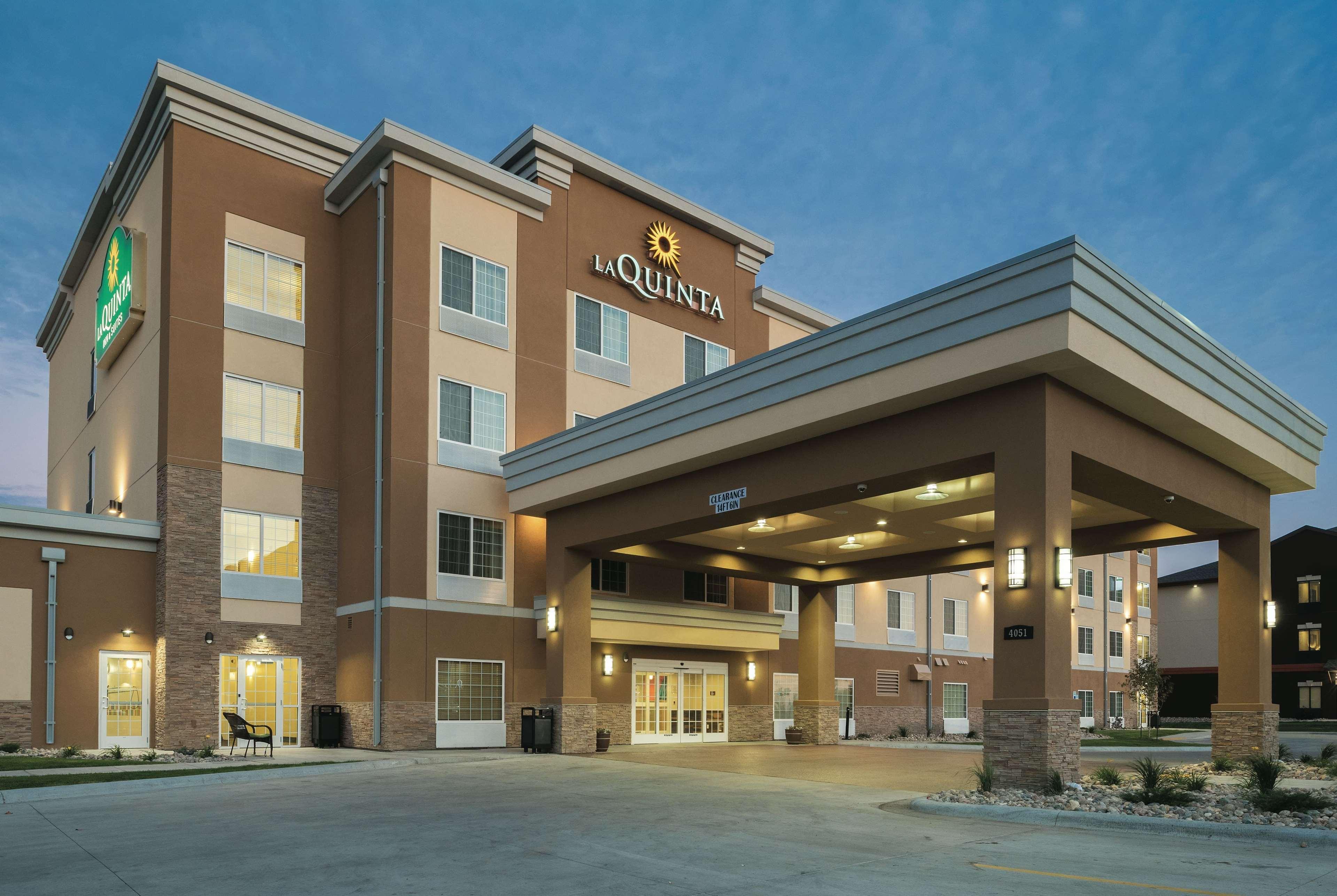 La Quinta By Wyndham Grand Forks Hotel Kültér fotó